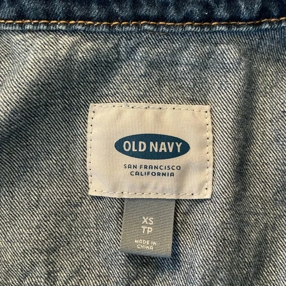Old Navy Cropped Denim Jacket, size XS - Picture 3 of 4